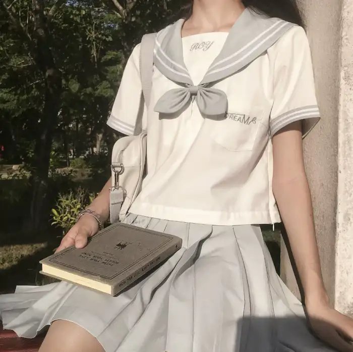 毛子佩闯宫